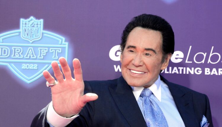 Wayne Newton