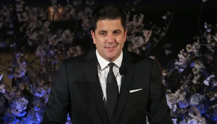 Josh Elliott